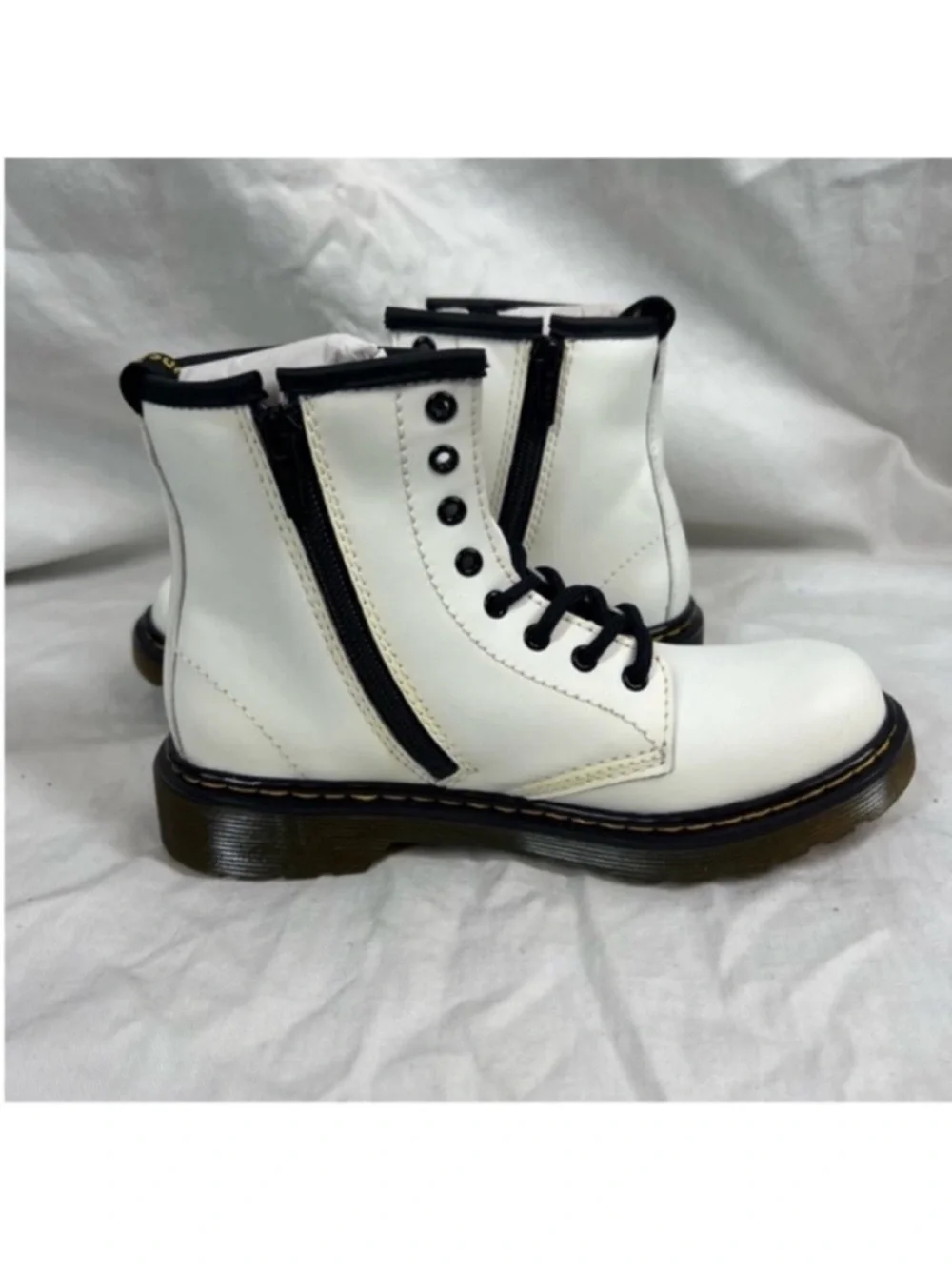 Dr. Martens Romario 1460 white leather lace up side zip boots girls 2